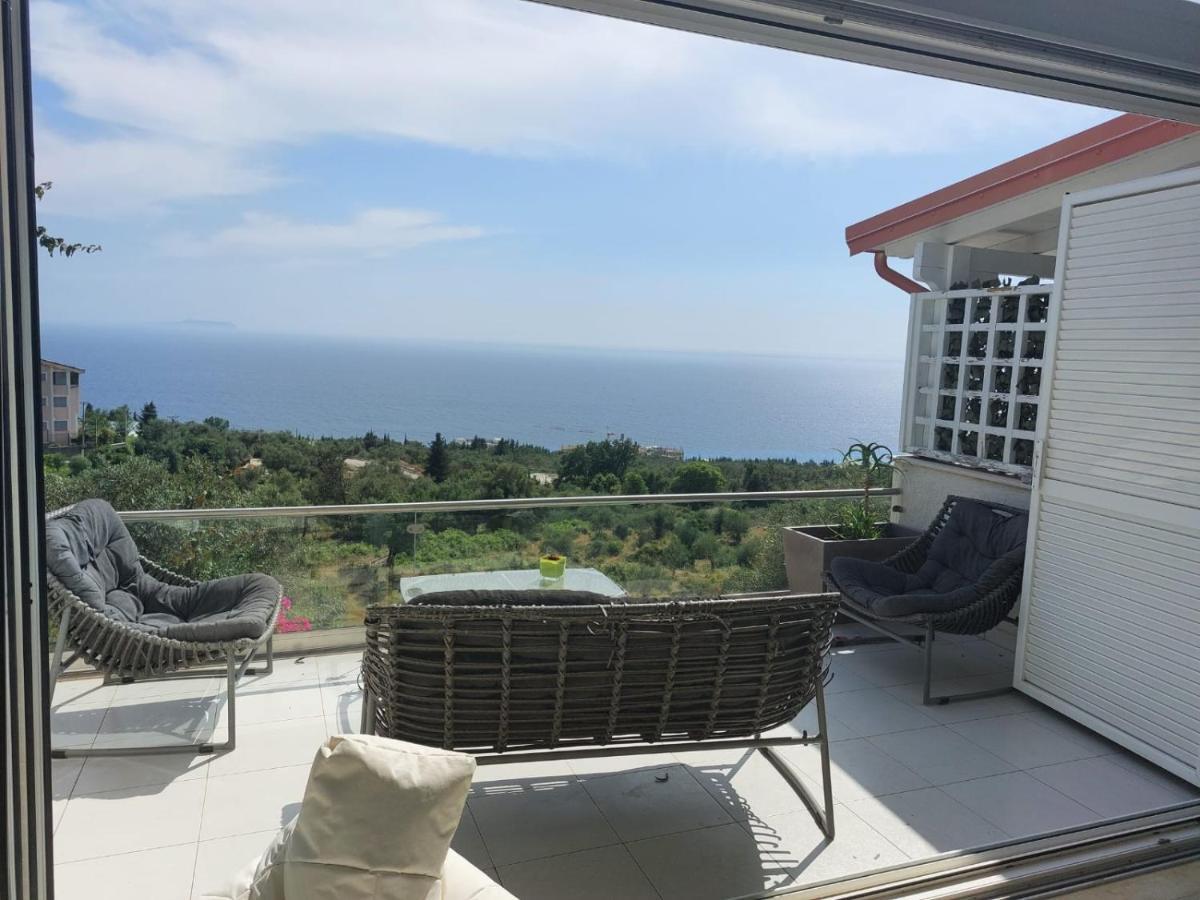 Olives Residence Dhermi Bagian luar foto