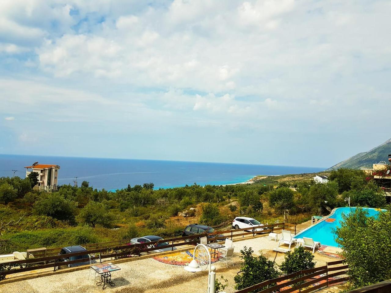 Olives Residence Dhermi Bagian luar foto