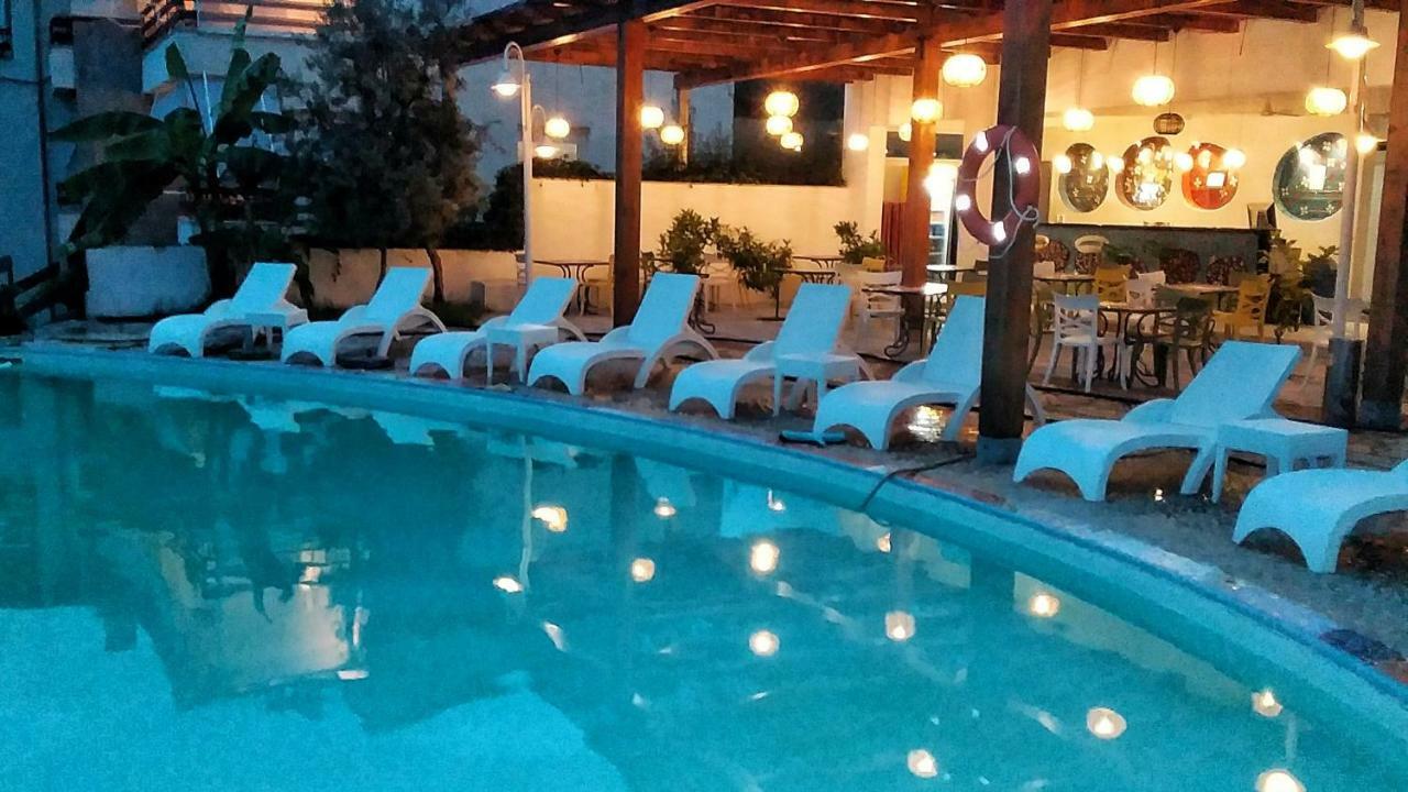 Olives Residence Dhermi Bagian luar foto